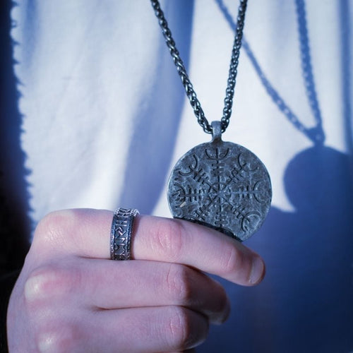 Collier Talisman runique viking en acier inoxydable - Odins Hall